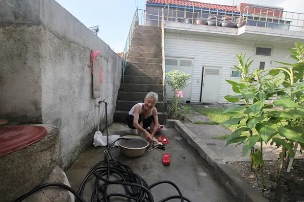 [초이스]할머니의 먼 집 대표 이미지