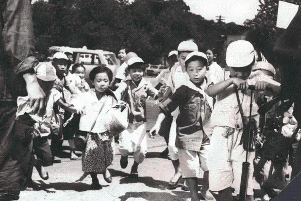 [한국영화걸작선]수학여행: 3월의 영화 Ⅱ 대표 이미지