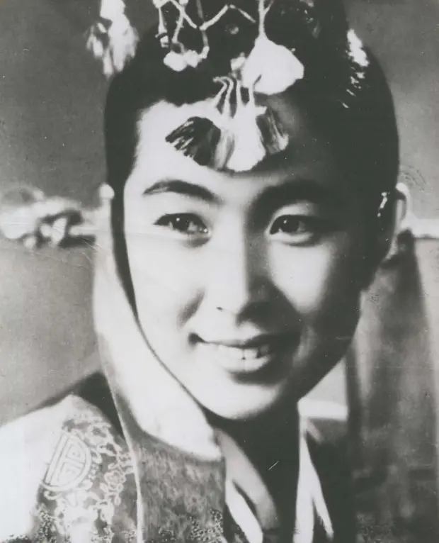 고유한 미모의 전형 조미령(상) 대표 이미지